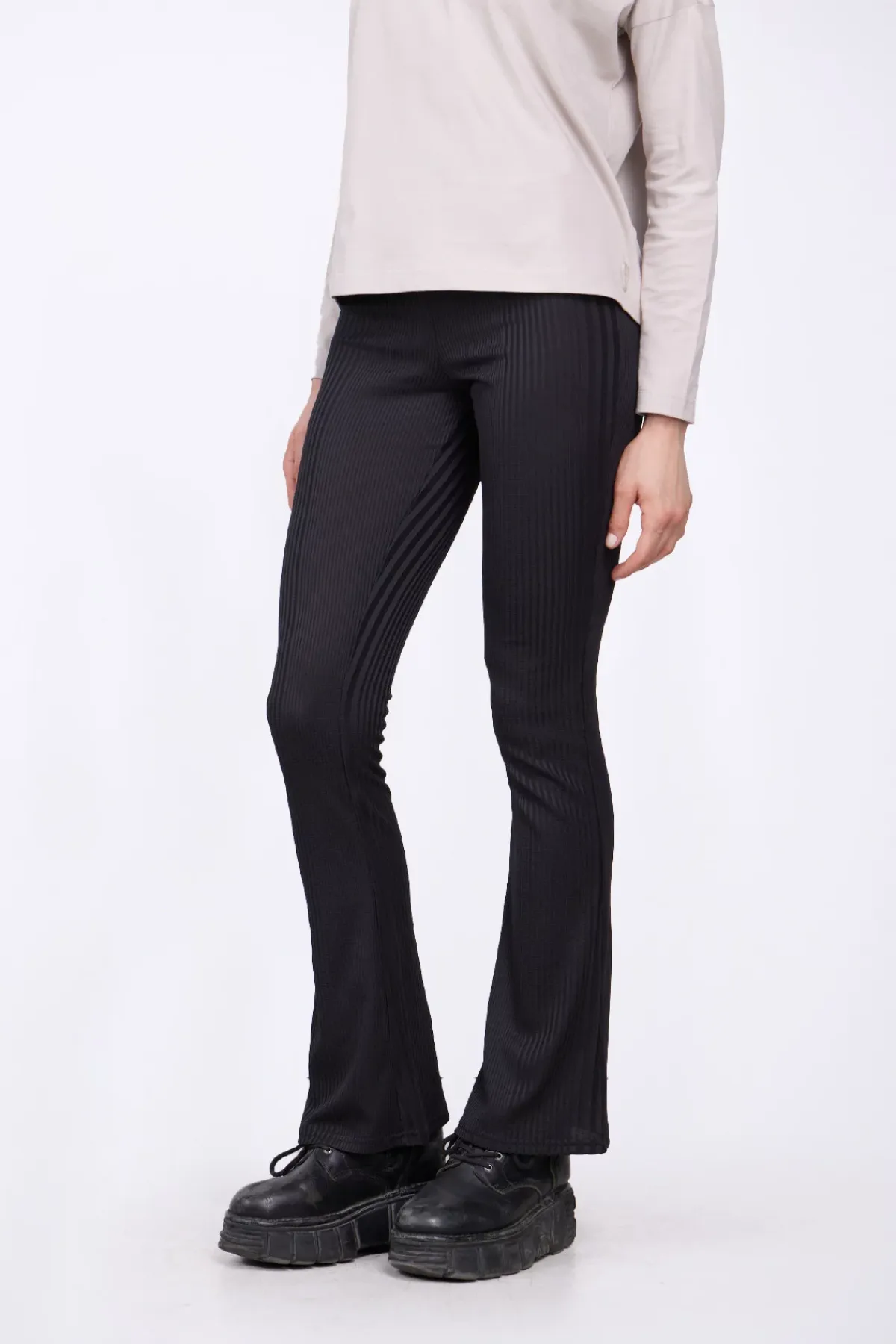 Pantalons*Gertrude Pantalon Ajuste Coupe Flare Minerva Black