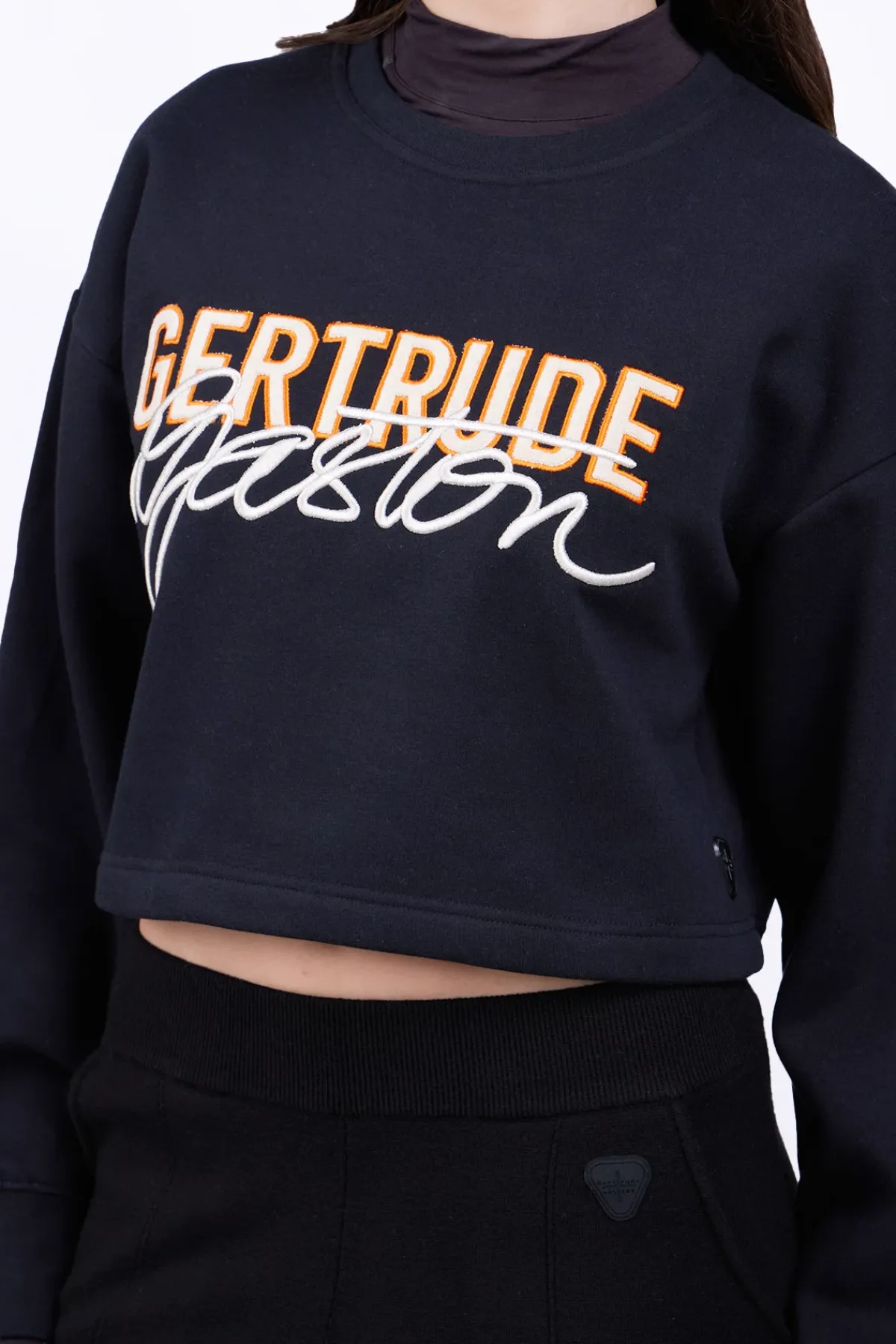 Sweatshirts & Hoodies*Gertrude Sweat Col Rond Cropped Brode Maggy Black