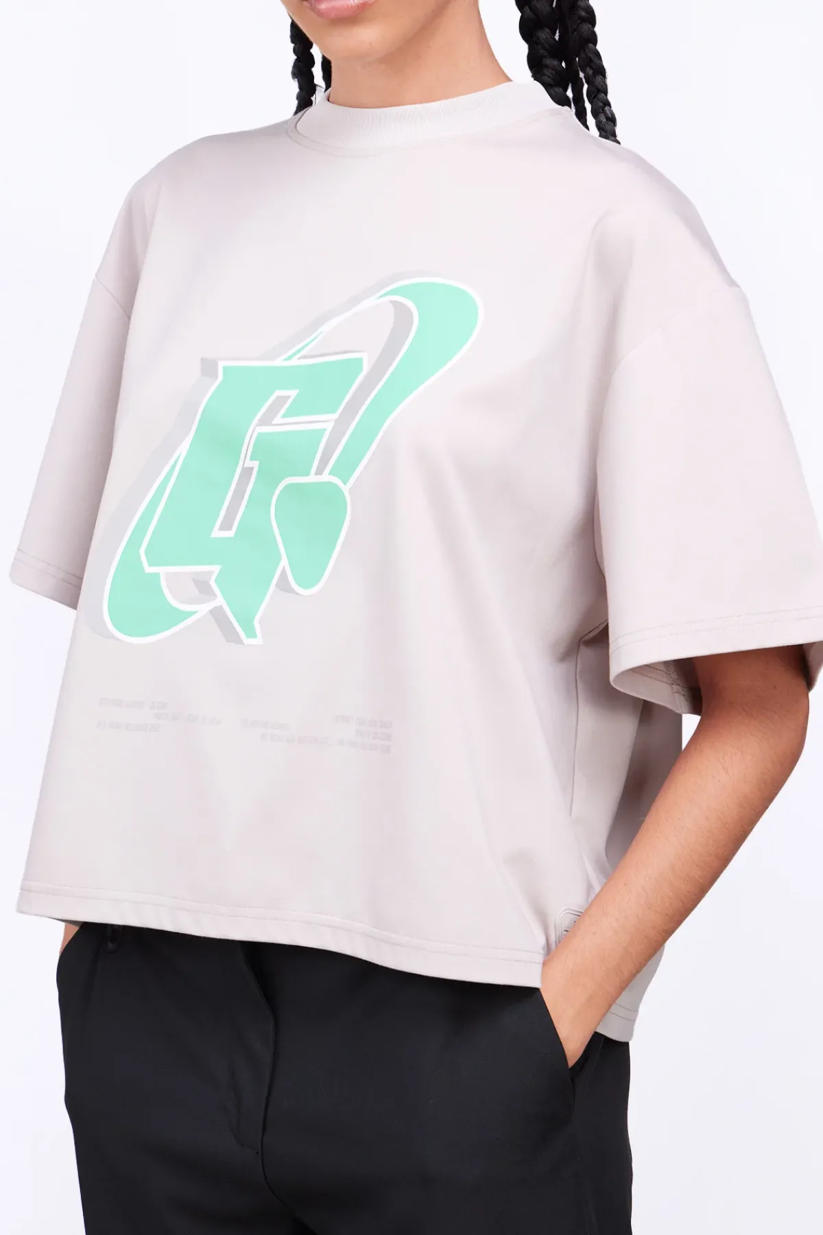 T-Shirts*Gertrude T-Shirt Col Rond Imprime A La Poitrine Suzon Ciment